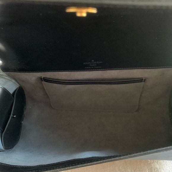 Louis Vuitton Epi black bag - Picture 6 of 7